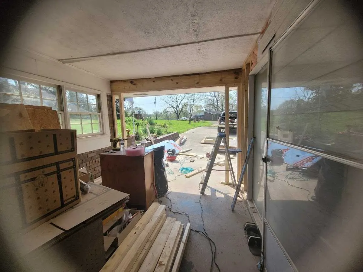 Air movers and dehumidifier for Water Mitigation Services in Santa Ana